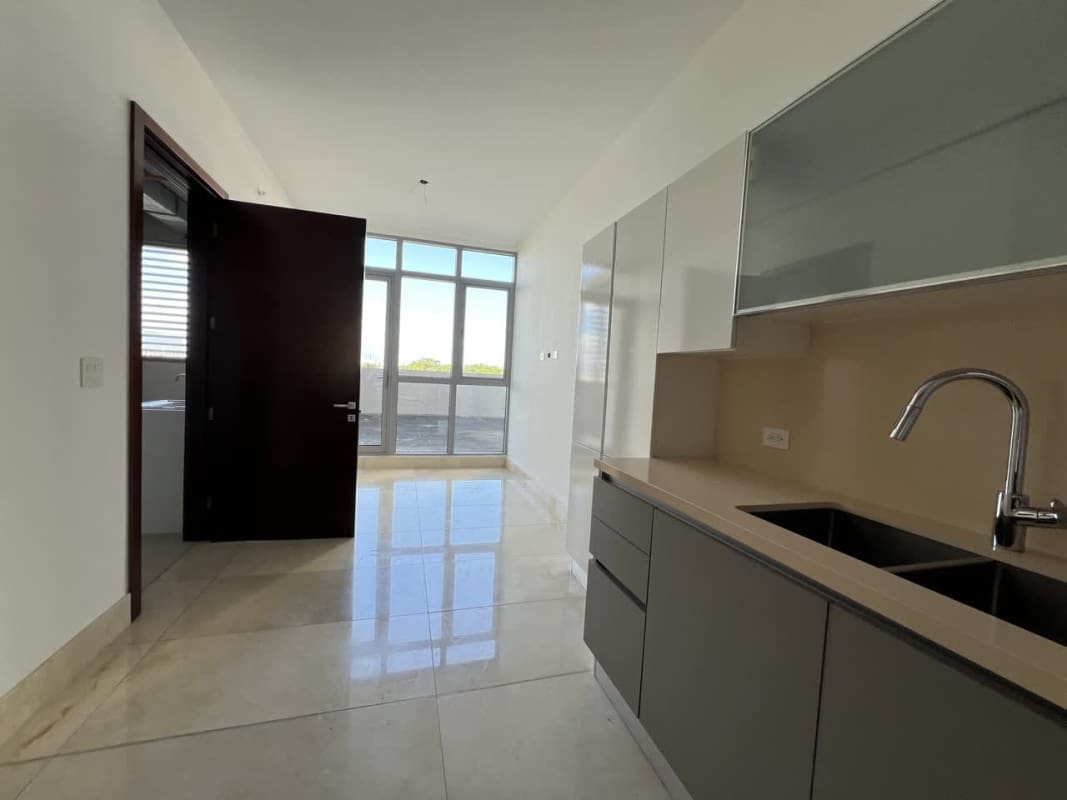 Spacious bedroom with floor-to-ceiling windows overlooking golf course PH Azalea Panama