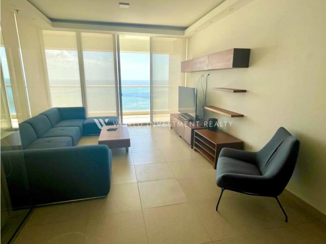 Contemporary marble lobby with seating in PH Rivage Tower Panama