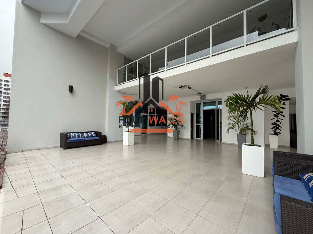 Infinity pool with skyline and ocean views in PH Quadrat Punta Pacífica Panama