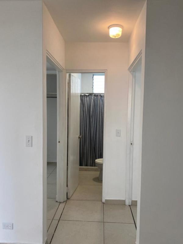 Bedroom with air conditioning, closet, window with light PH Villa Margarita Parque Lefevre Panama