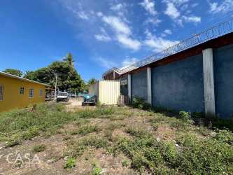 Urban commercial or residential lot with fencing near pier Puerto Armuelles Chiriquí
