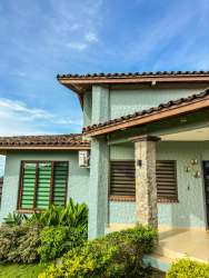 Large terrace with mountain and garden views in Los Molinos Boquete Panama