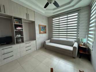 Remodeled kitchen with granite countertops, new cabinets in house Los Molinos Boquete Panama