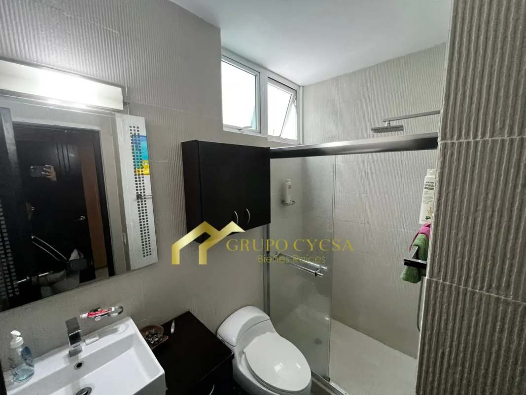 Bathroom with glass shower enclosure, modern tile and vanity PH Costa Esmeralda Costa Sur