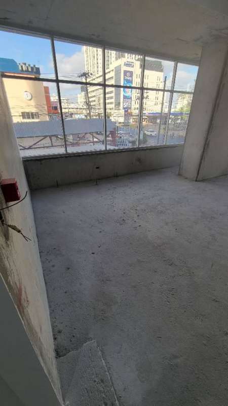 Unfinished commercial unit with large windows in PH Park Square on Via España Panama City
