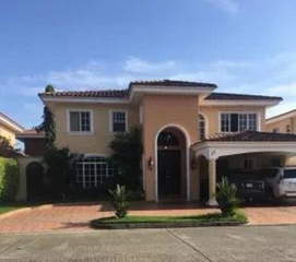 House for Sale in Costa del Este - 3 bedrooms