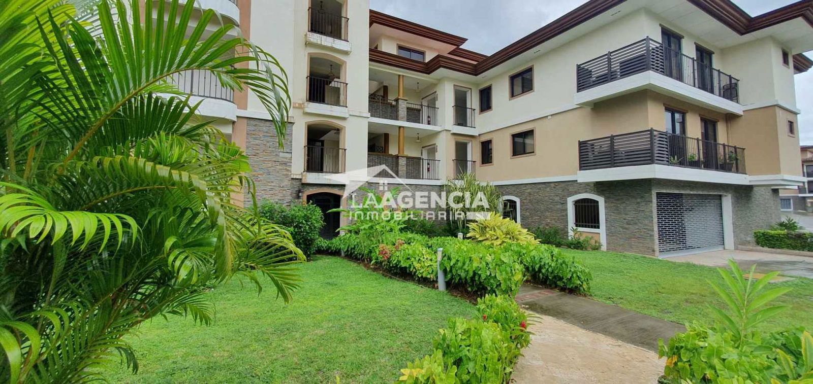 Large private terrace with views of gardens Embassy Club Clayton penthouse Panama City