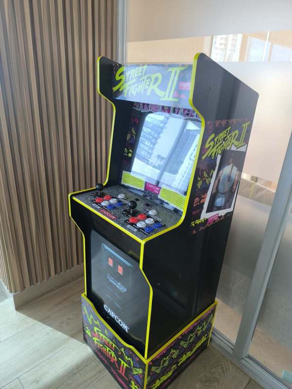 Modern minimalist bedroom with windows city skyline PH Sky Panama