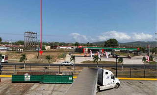 Commercial Land for Lease in 24 de Diciembre - 0 bedrooms