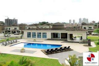 House / Duplex for Sale in Rufina Alfaro - 4 bedrooms