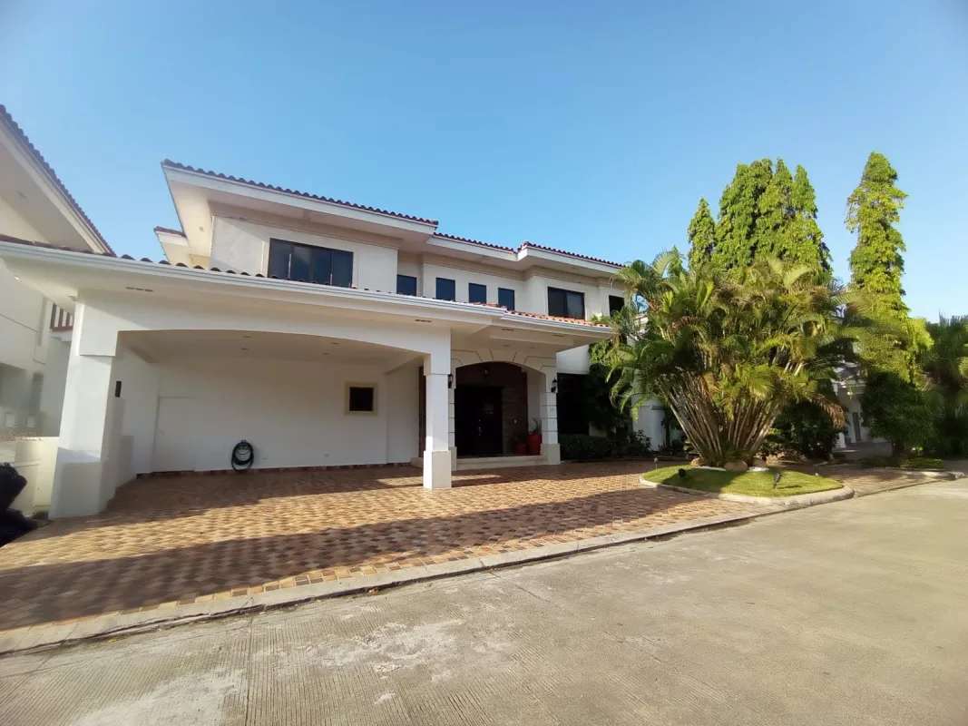 Exterior two-story Mediterranean house with terrace and swimming pool in Costa del Este