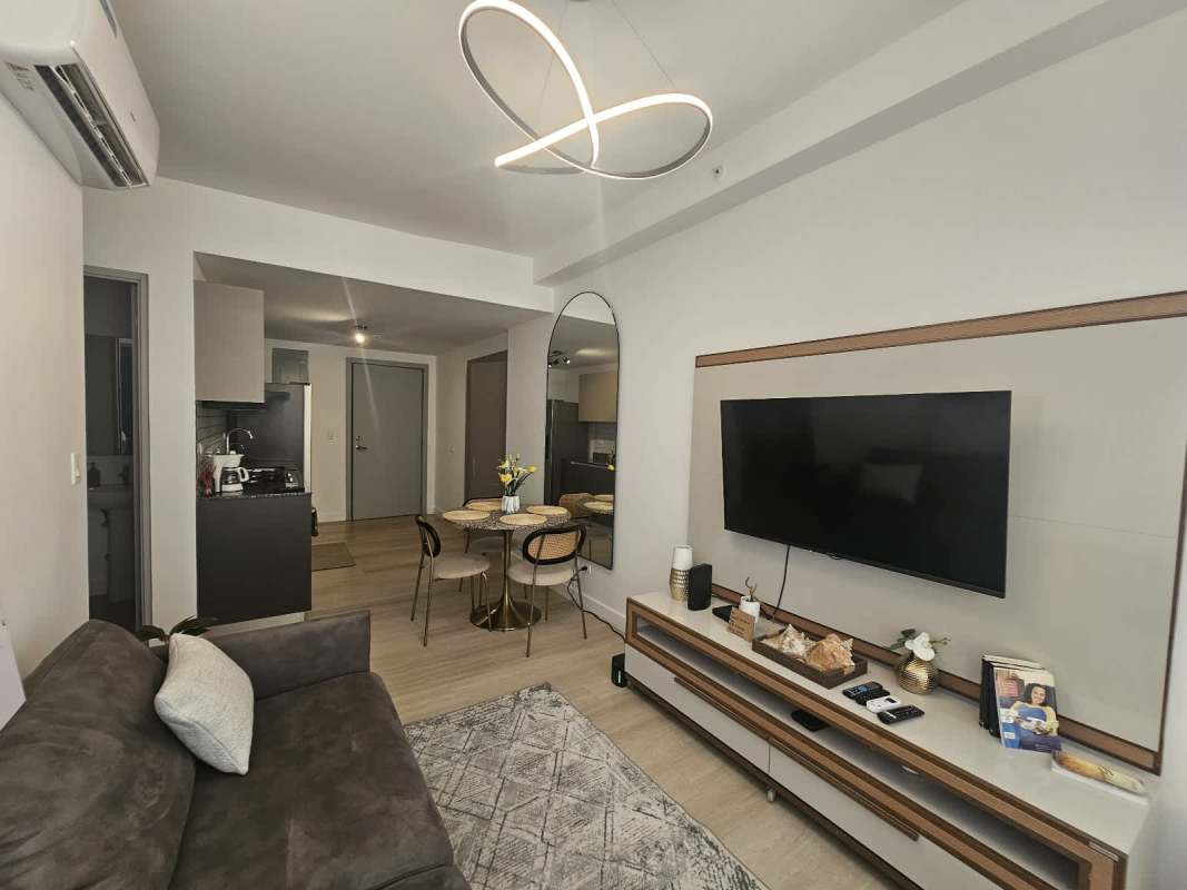 Fully equipped granite kitchen furnished apartment PH Quatrium San Francisco Panama City