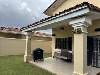 House for Sale in Rufina Alfaro - 3 bedrooms