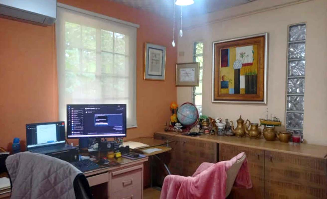 Traditional laundry room with washer connection adjacent to kitchen PH Torres de Toscana Condado del Rey Panama
