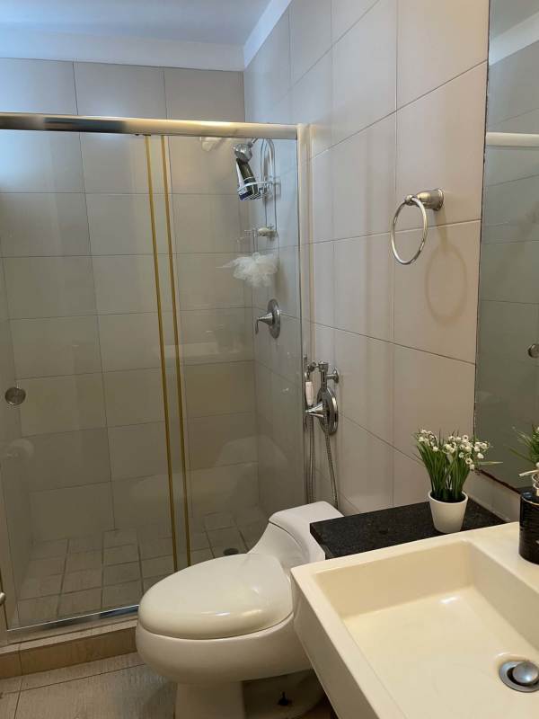 Updated kitchen with granite countertops built-in stove and oven, modern cabinets PH Sky Blue Avenida Balboa Panama