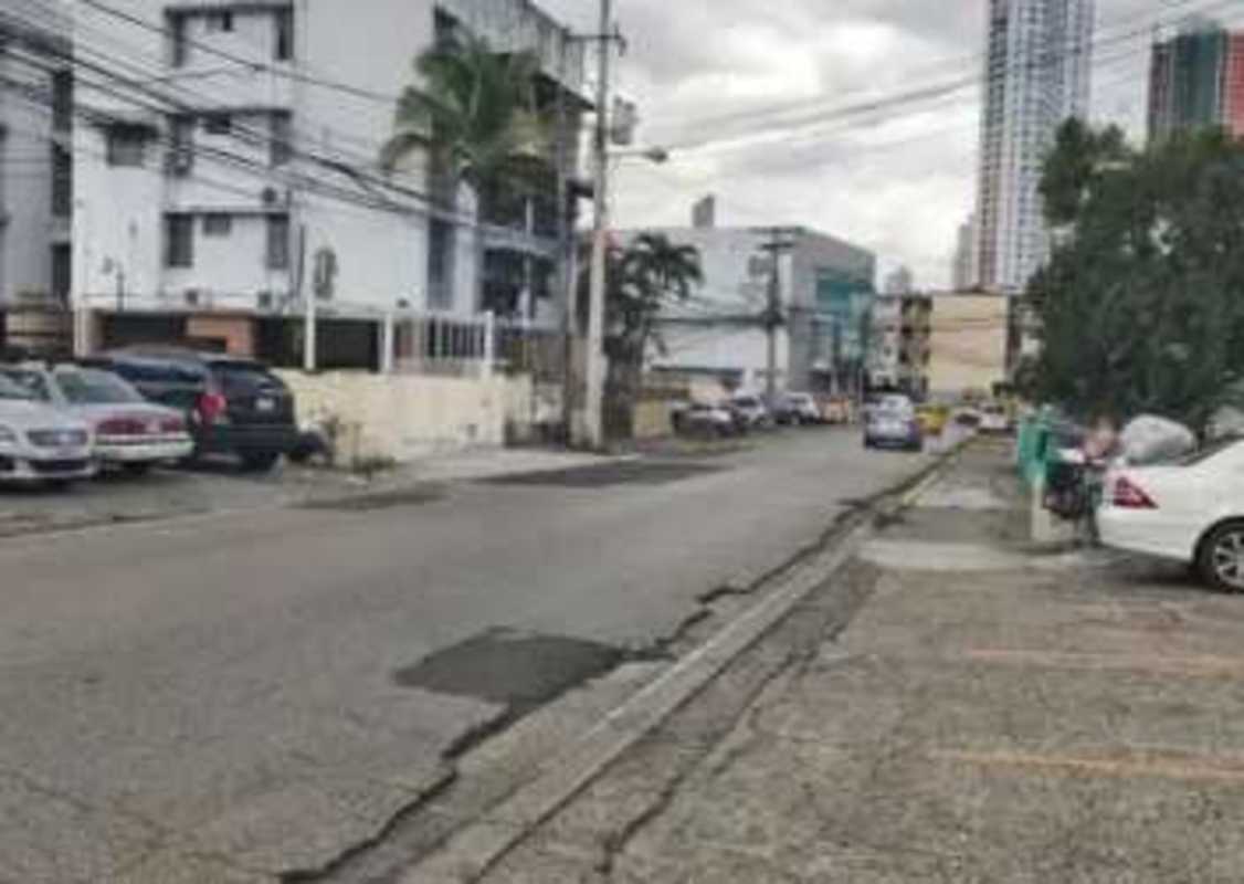 House on Main Road Carrasquilla High Density Zoning