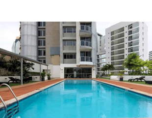 Apartment for Rent or Sale in Marbella - 3 bedrooms