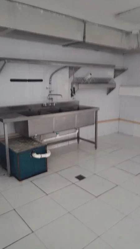 Large interior colonial dining space with exposed beams Casco Viejo Panama for rent