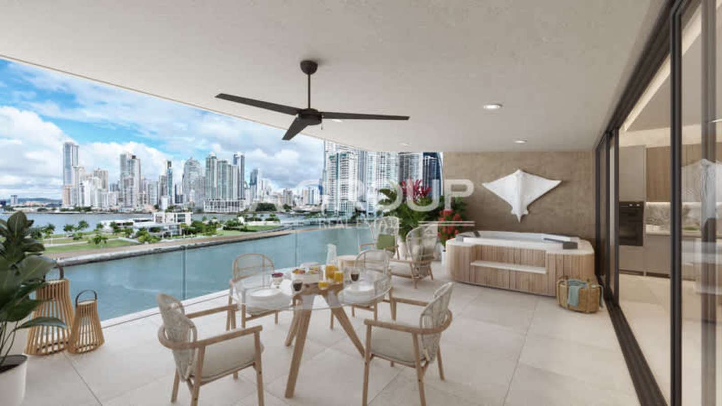 Artificial islands of Ocean Reef with private marina luxury condos and bridge connection to Panama City