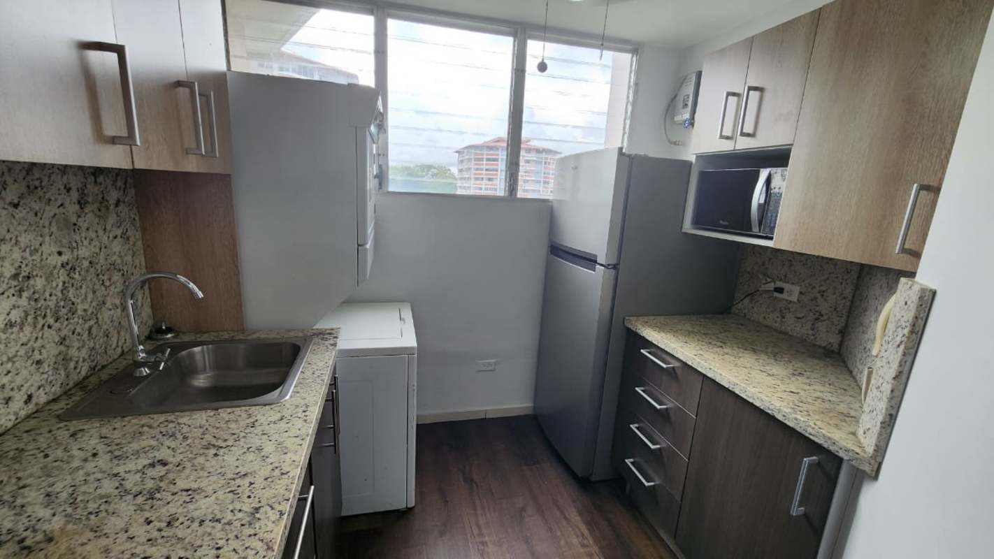 Kitchen and laundry area with granite countertop PH Llano Bonito Don Bosco Panama