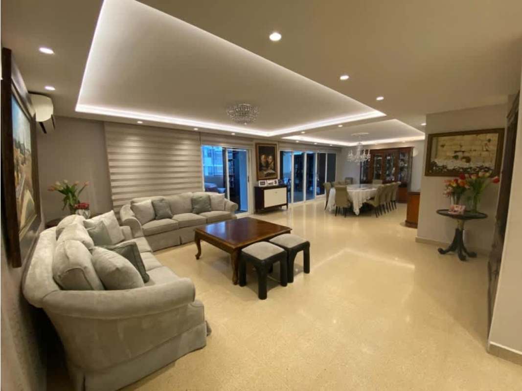 Open-plan living dining room with access to balcony PH Ritz Punta Paitilla Panama