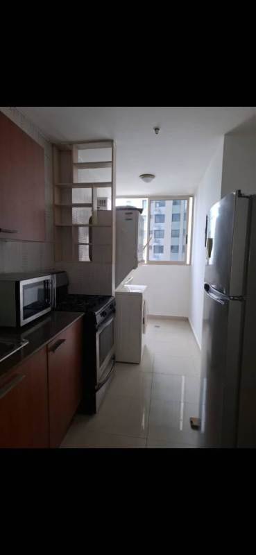 Children's pool and tennis court amenities at PH San Francisco Bay Panama City