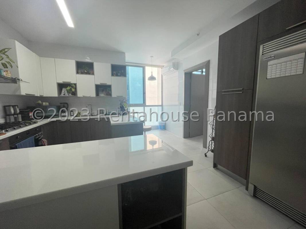 Fully equipped gym with panoramic ocean views PH Regalia Costa del Este Panama