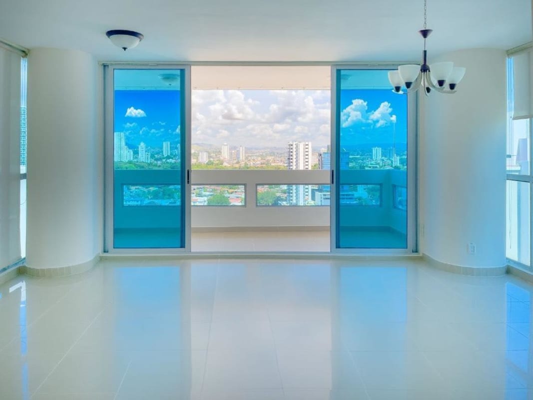 Large ocean-facing balcony offering panoramic views PH Coco del Mar Panama City