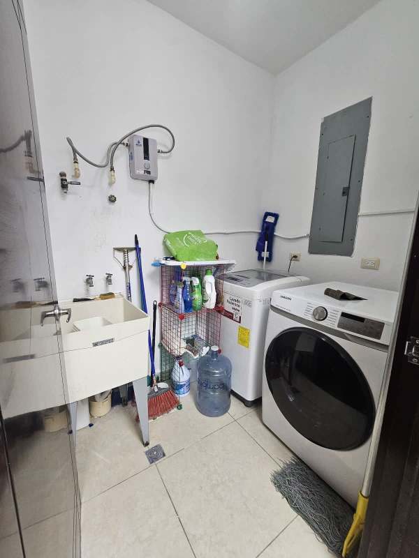 Elegant master bedroom with private balcony and ocean view in PH Rivage Avenida Balboa