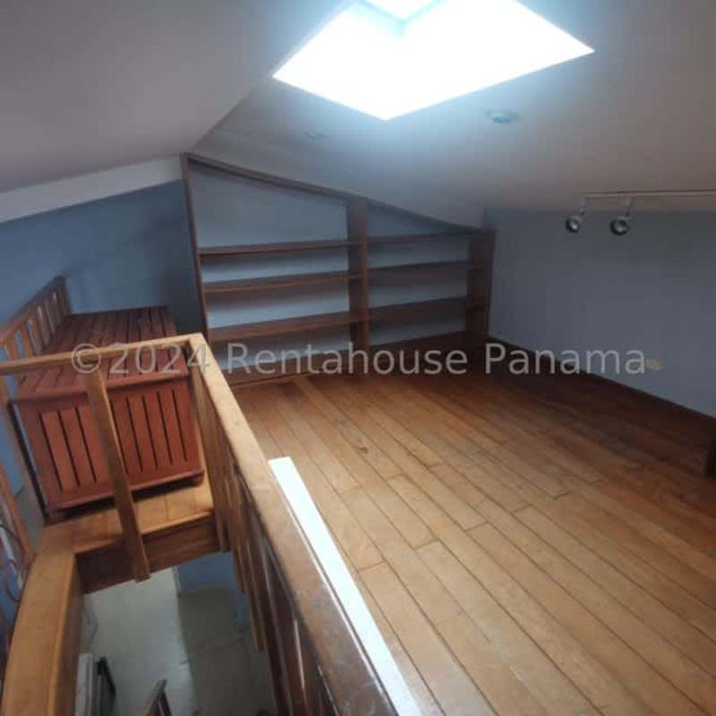 4BR Family Home with Pool Jacuzzi Terrace Obarrio Panama