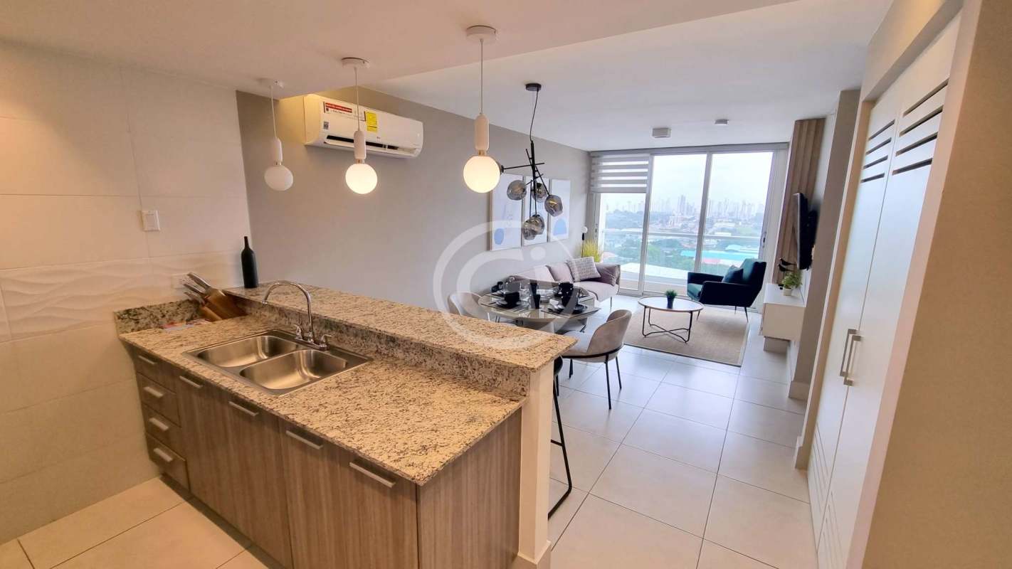 Modern bathroom with marble vanity in Greenwood Towers Panama new apartment