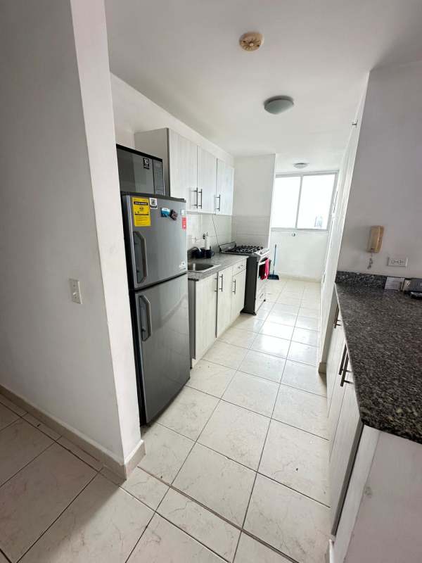Bright bedroom with windows and natural light in PH Riverside Parque Lefevre Panama