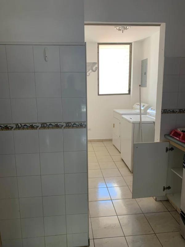 Bedroom with closet, window and ceiling fan San Francisco Panama City