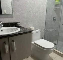 Apartment for Rent in San Francisco - 3 bedrooms