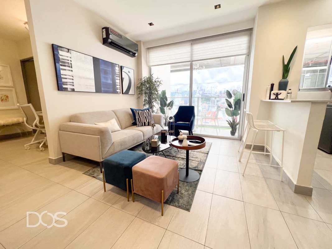 Swimming pool with sun terrace at PH Skyline Tower Panama City