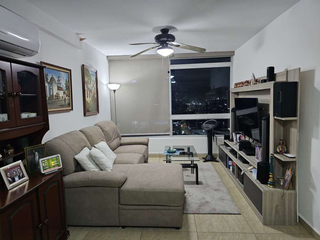 Bedroom with closet, window, ceiling fan, neutral decor PH Vista Park Carrasquilla Panama City