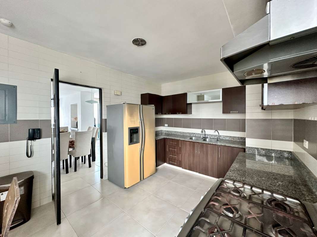 Laundry area with washer hookup and maid's quarters in PH San Francisco Bay Panama