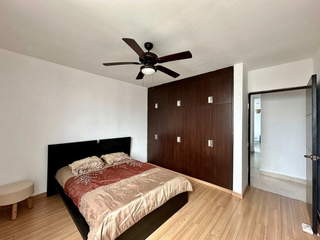 Apartment for Sale in San Francisco - 3 bedrooms