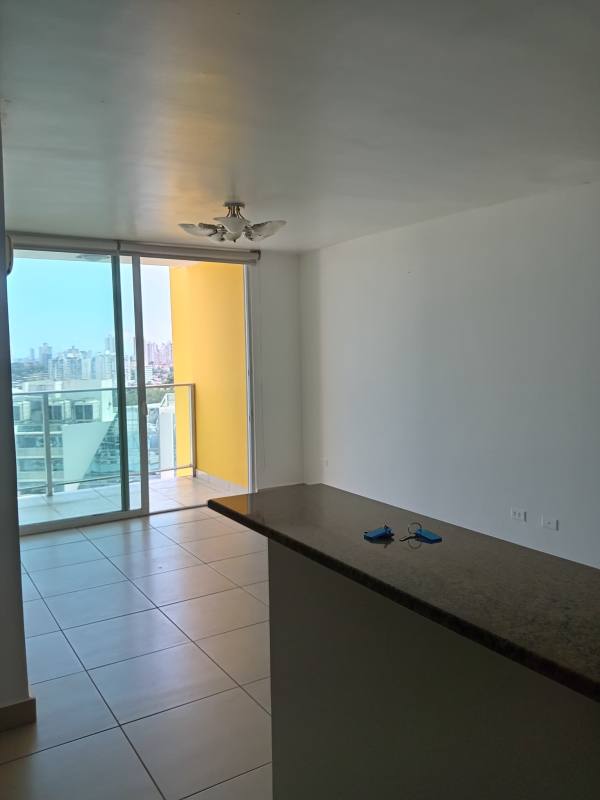 Bright corridor with multiple doors and tile floors in PH Villa de las Fuentes Tower Panama