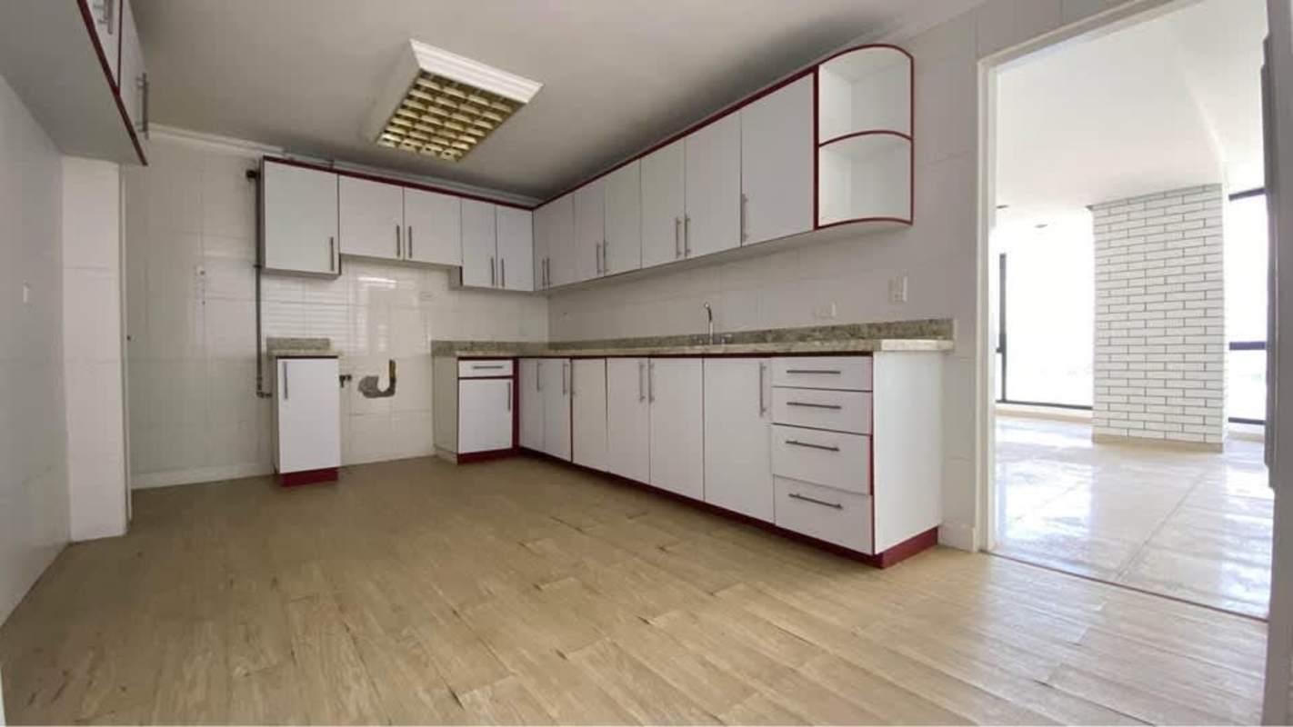 Large closed kitchen with granite countertops and plenty of cabinetry PH Mar de Plata Punta Paitilla Panama