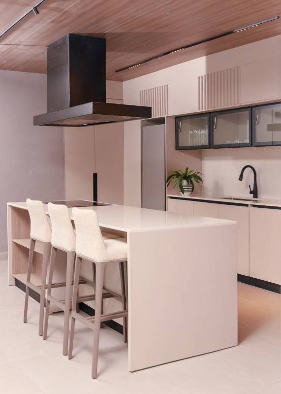 Modern bedroom with panoramic windows and skyline views at Uptown Condo Suites Panama