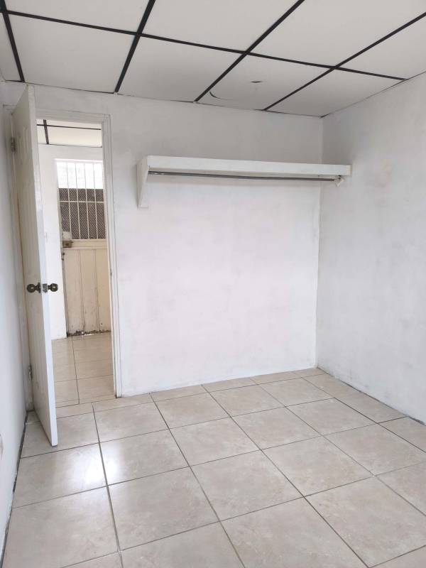 Affordable 1BR House with Yard Near Megamall & Metro Nuevo Tocumen