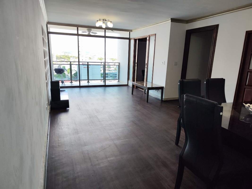 Kitchen with granite counters, stainless appliances including fridge, gas range in Panama City apartment for rent