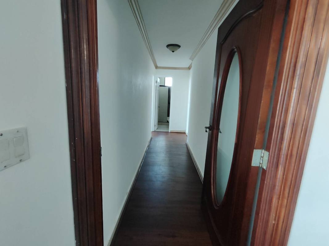 Home office den room inside PH Ocean Sky Coco del Mar Panama rental apartment