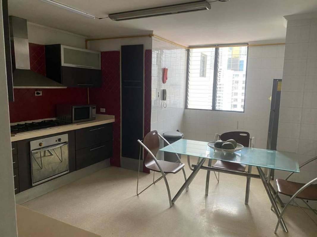 Modern kitchen with appliances granite counters PH Marsella Marbella Panama