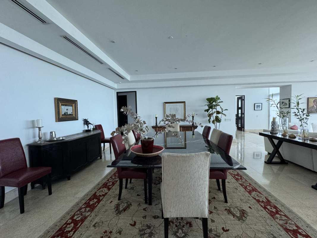 Dining area glass table art decor PH Ten Tower Costa del Este