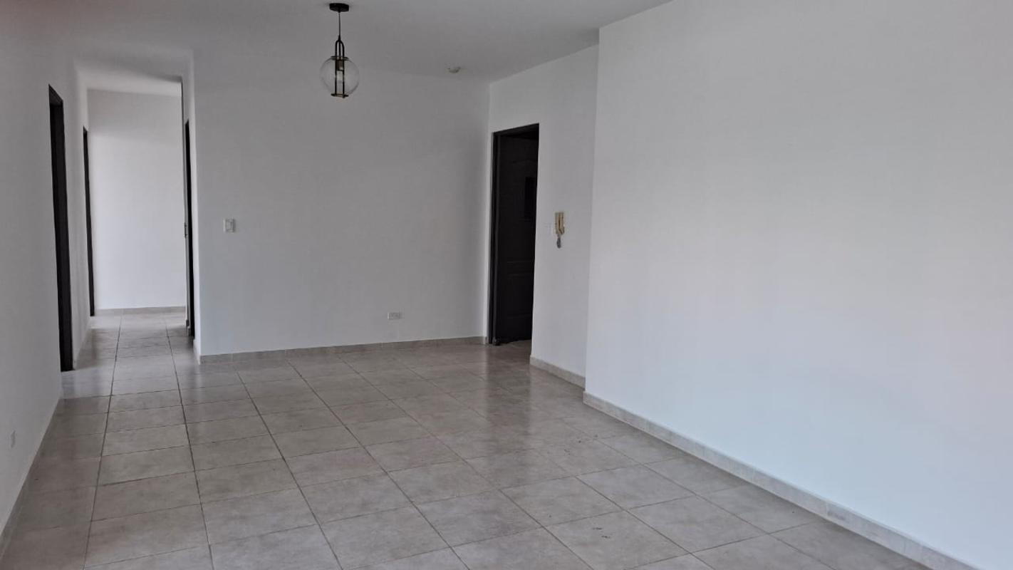 Modern bathroom with glass shower, granite counter vanity, neutral tiles in PH Seawaves Panama