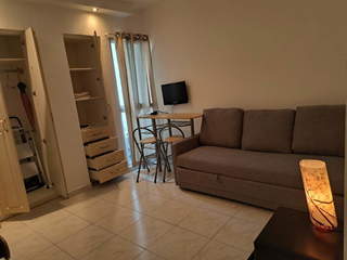 Apartment for Rent in Clayton - 2 bedrooms