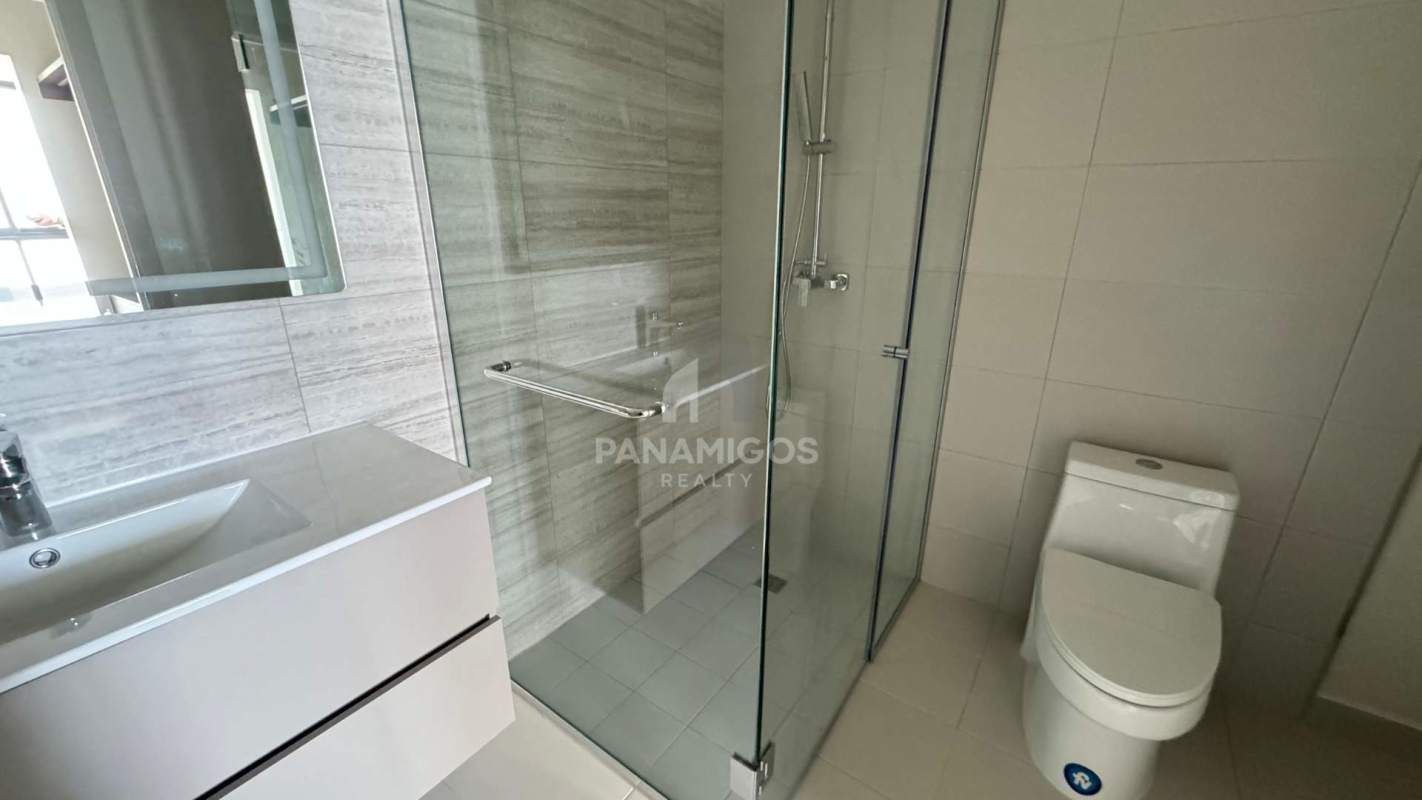 Contemporary bathroom with glass shower, vanity, and modern design Arcadia Costa del Este