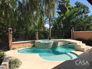 House for Sale in Clayton - 3 bedrooms